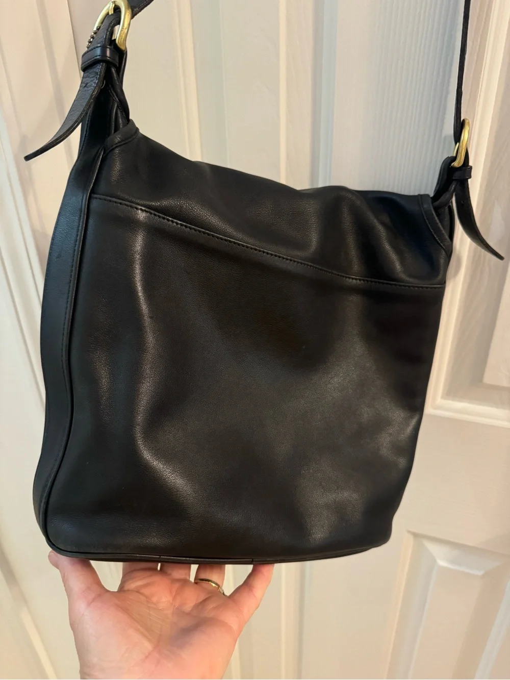 COACH | Vintage Lightweight Whitney Bag ~ Black